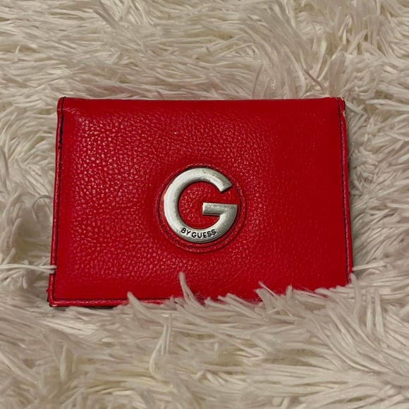 G by guess red wallet - Picture 1 of 3